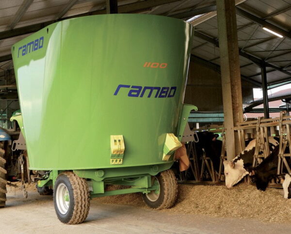 RAMBO, Mixere verticale tractate cu 1 melc 3 Mixere verticale tractate RAMBO cu 1 melc